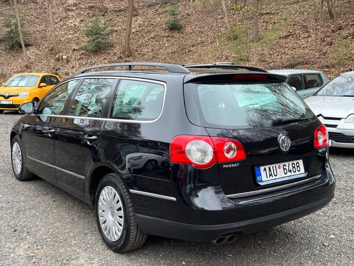 2010 Volkswagen PASSAT - 4