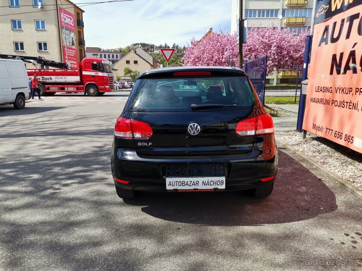 2010 Volkswagen GOLF - 4