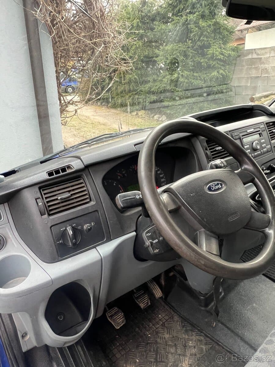 2011 Ford TRANSIT - 4