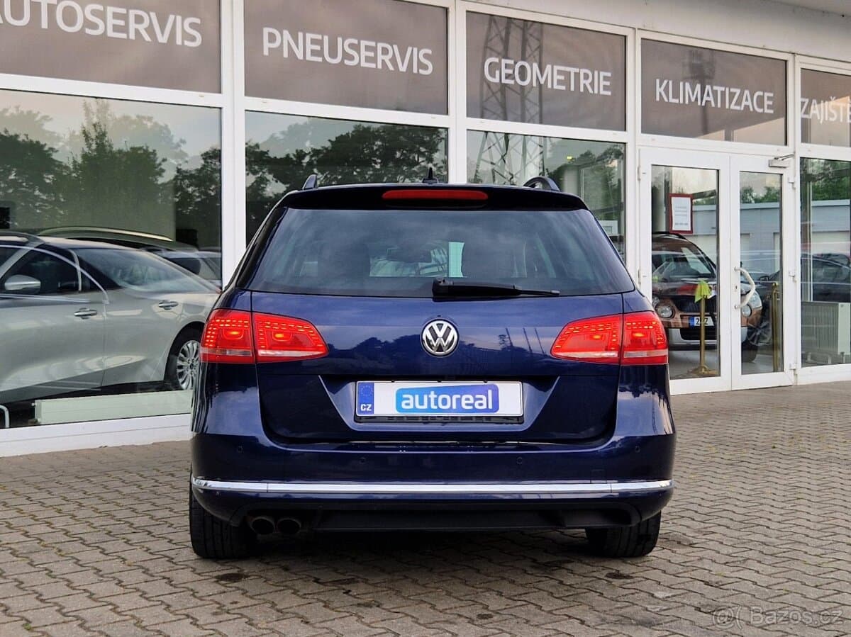2013 Volkswagen PASSAT - 4