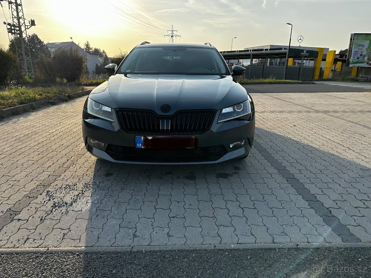 2019 Škoda SUPERB - 4