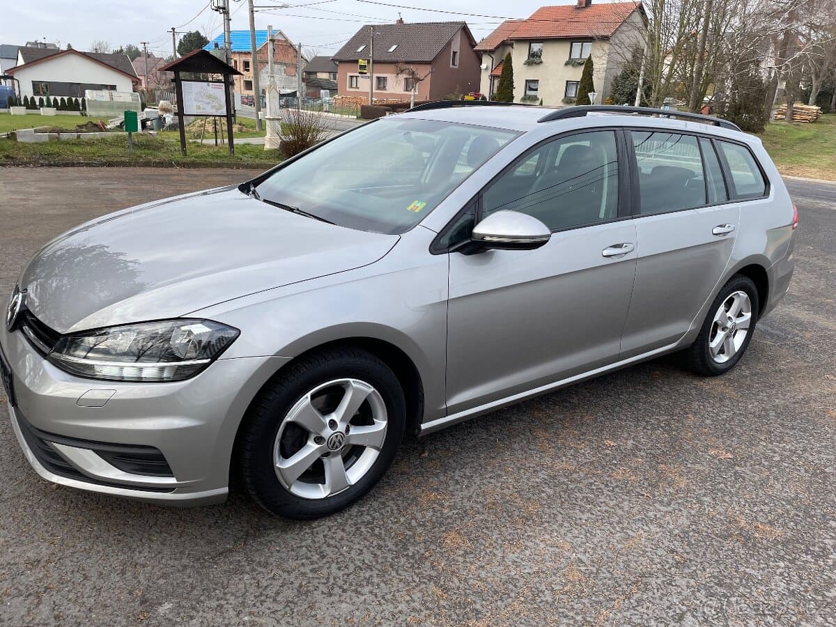 2019 Volkswagen GOLF - 4