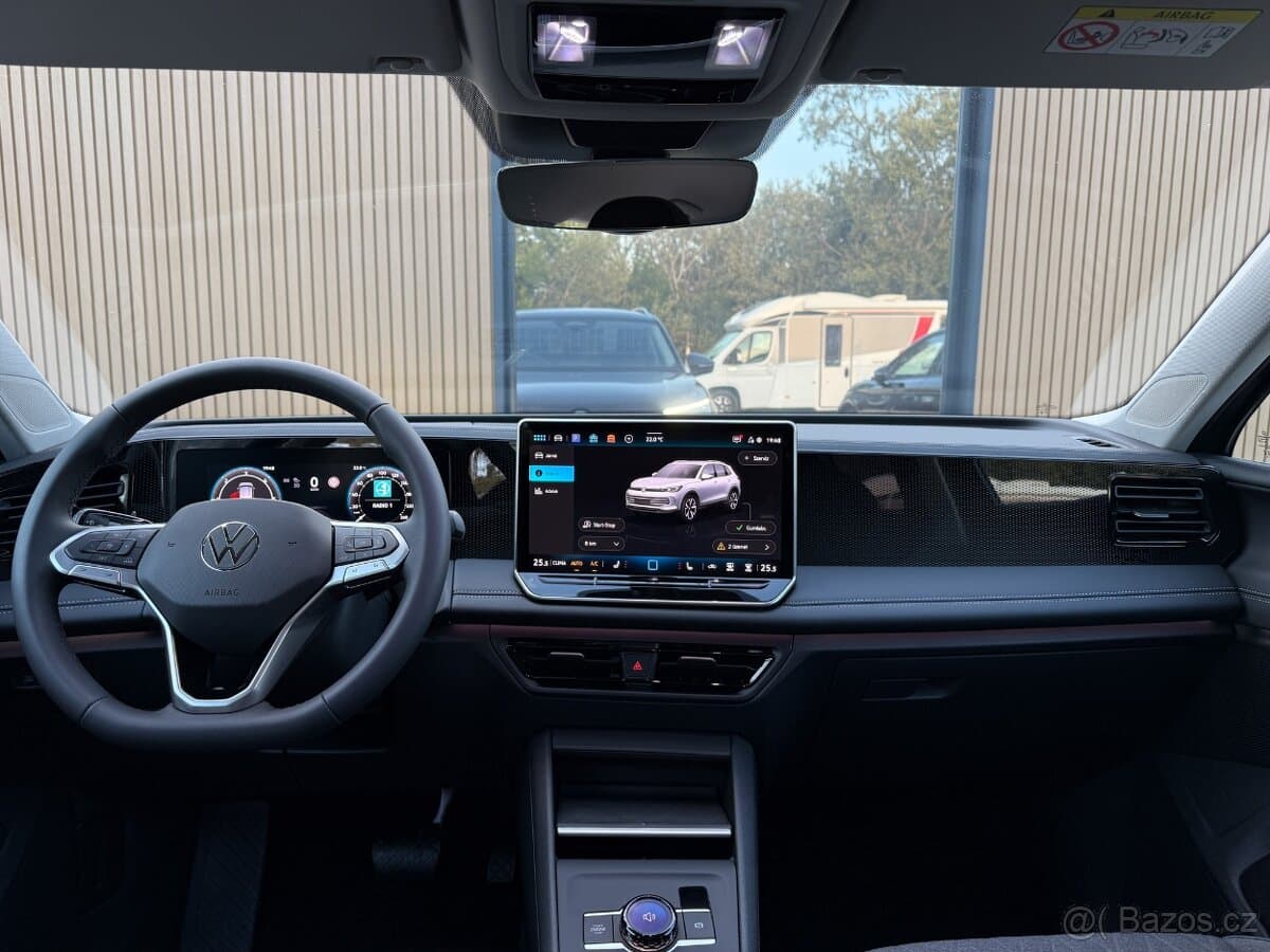2025 Volkswagen TIGUAN - 4