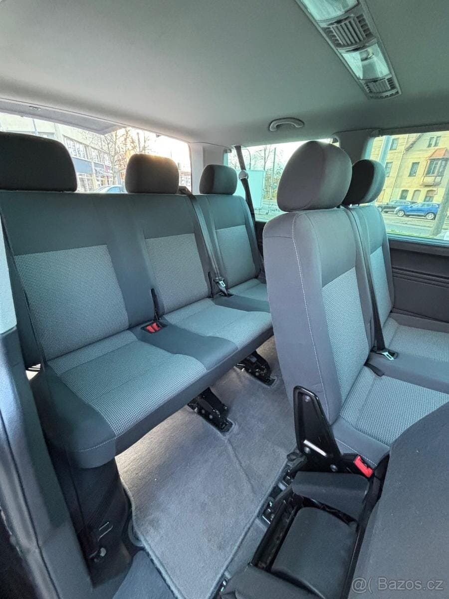 2012 Volkswagen CARAVELLE - 4