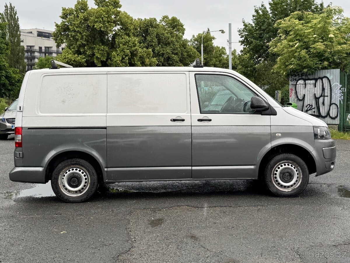 2011 Volkswagen TRANSPORTER - 4