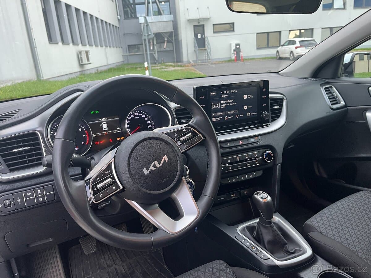 Kia CEE'D - 4