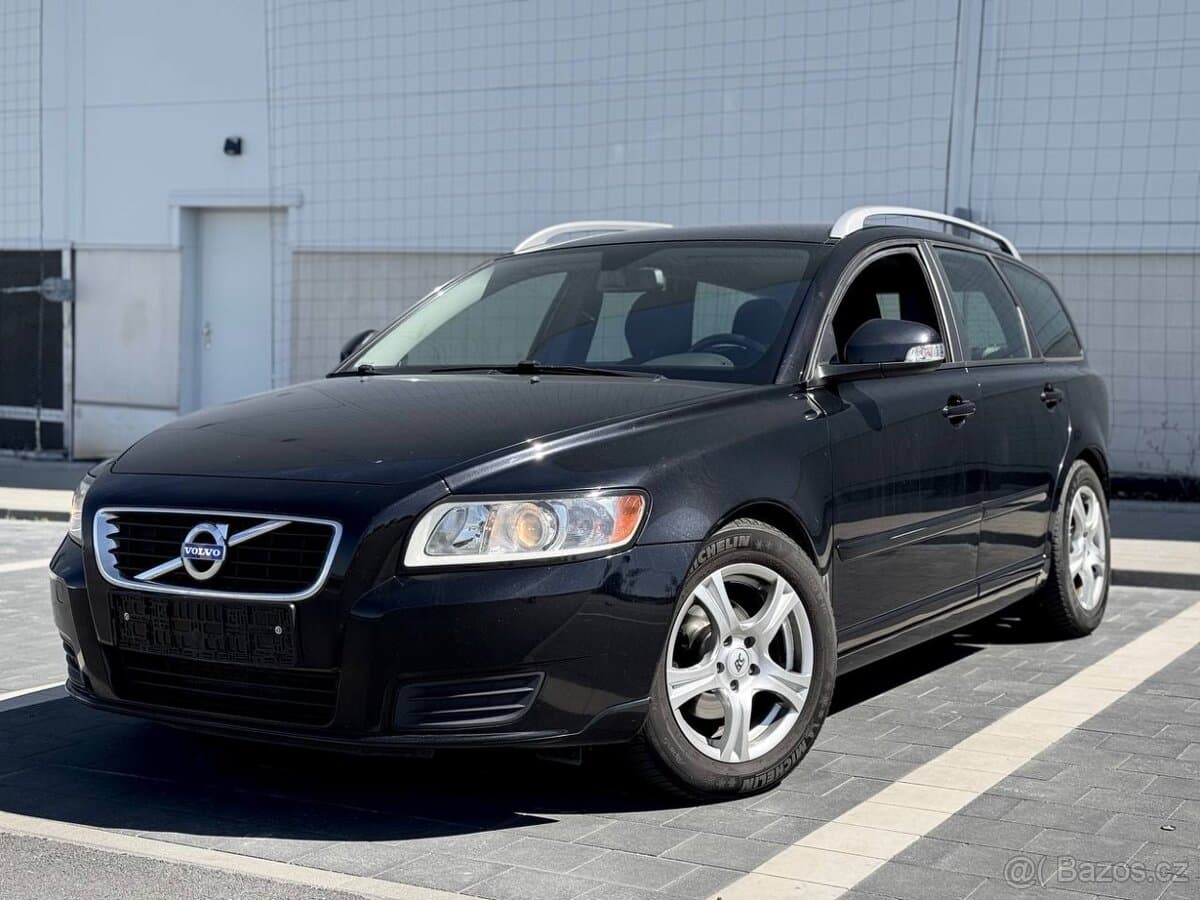 2011 Volvo V50 - 4