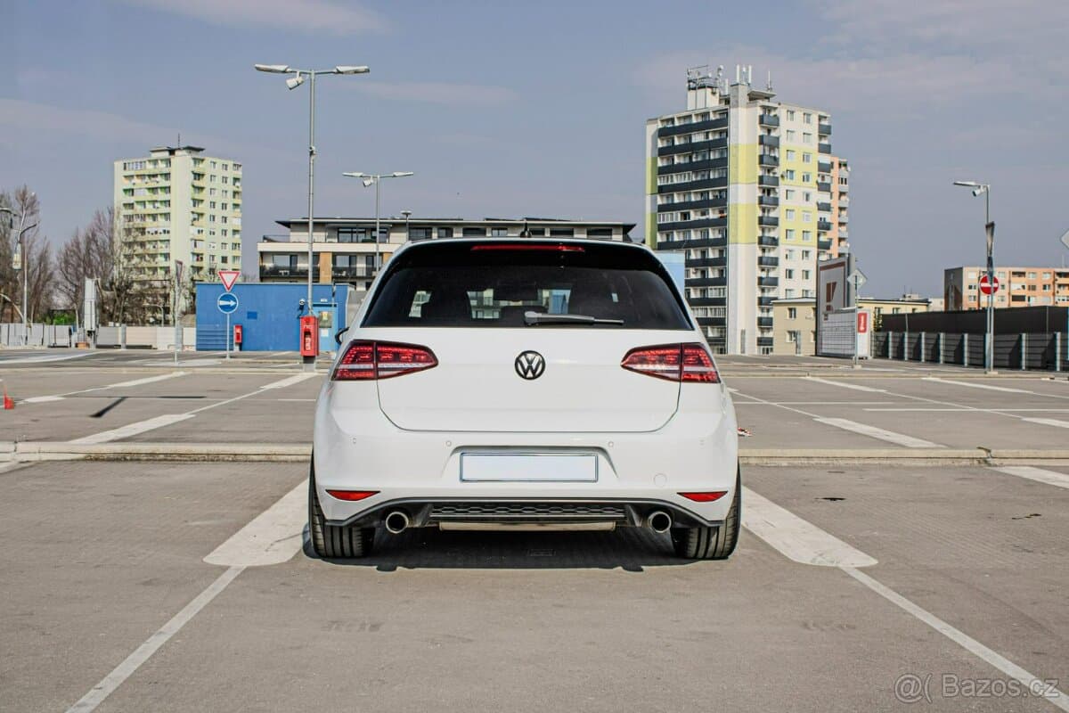 2016 Volkswagen GOLF - 4