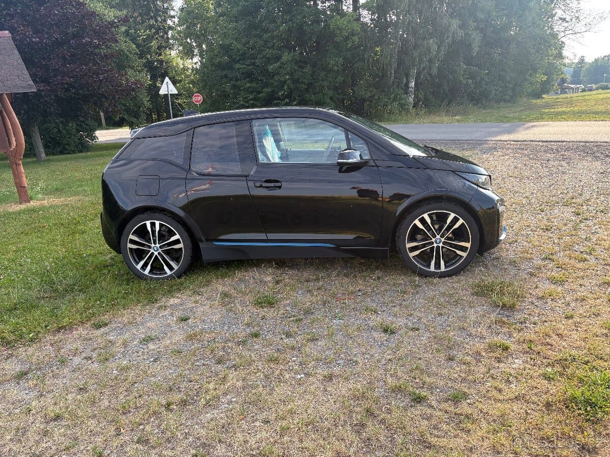 2017 BMW i3 - 4