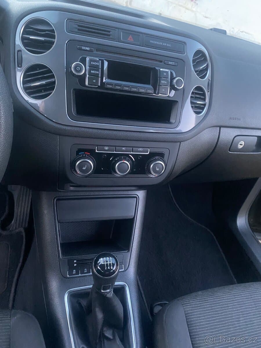 Volkswagen TIGUAN - 4