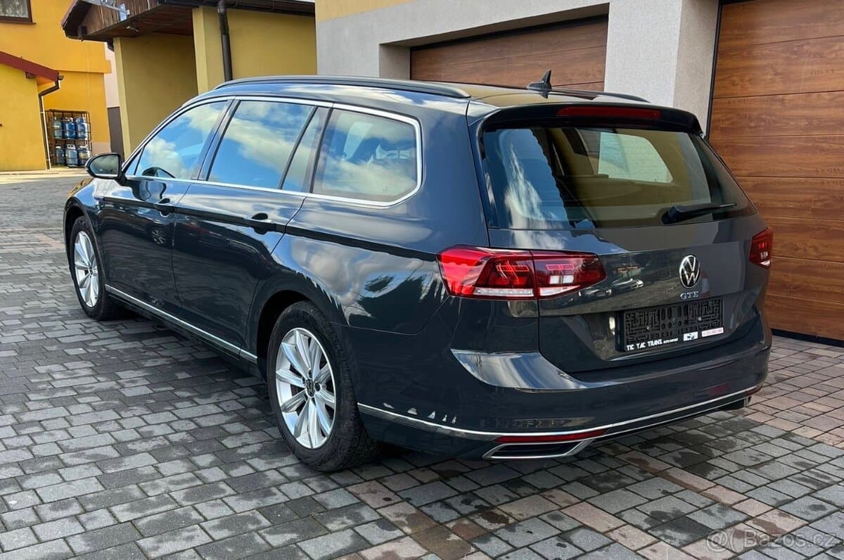 2021 Volkswagen PASSAT - 4