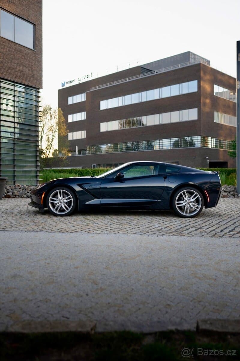 2015 Chevrolet CORVETTE - 4