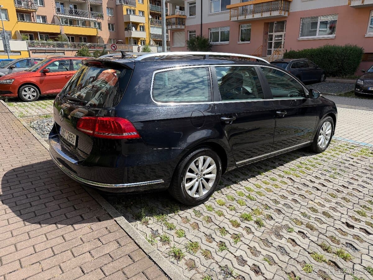 2014 Volkswagen PASSAT - 4