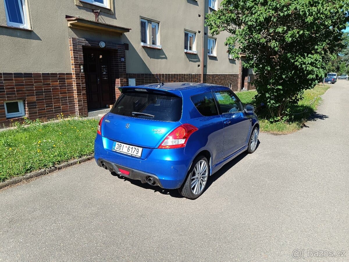 2012 Suzuki SWIFT - 4