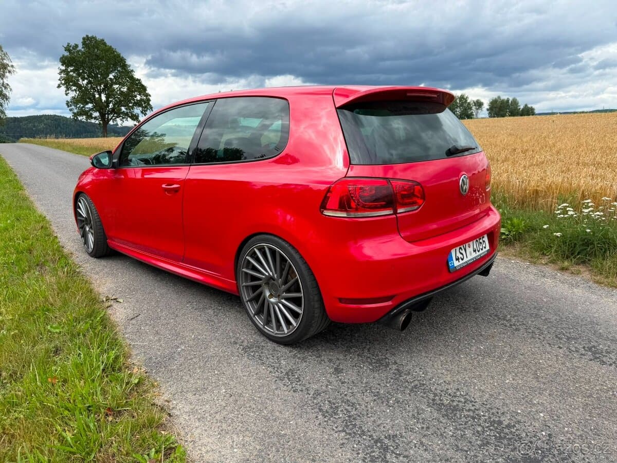 2010 Volkswagen GOLF - 4