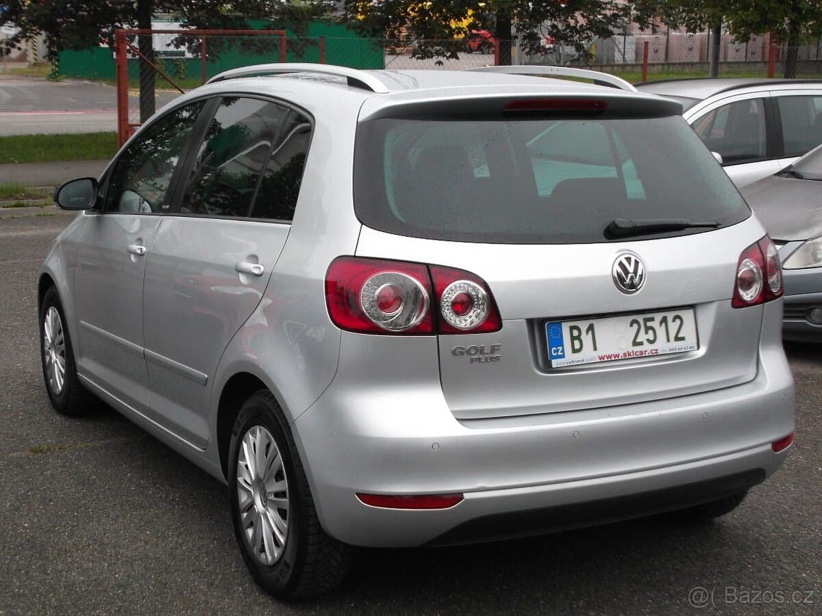 2011 Volkswagen GOLF - 4
