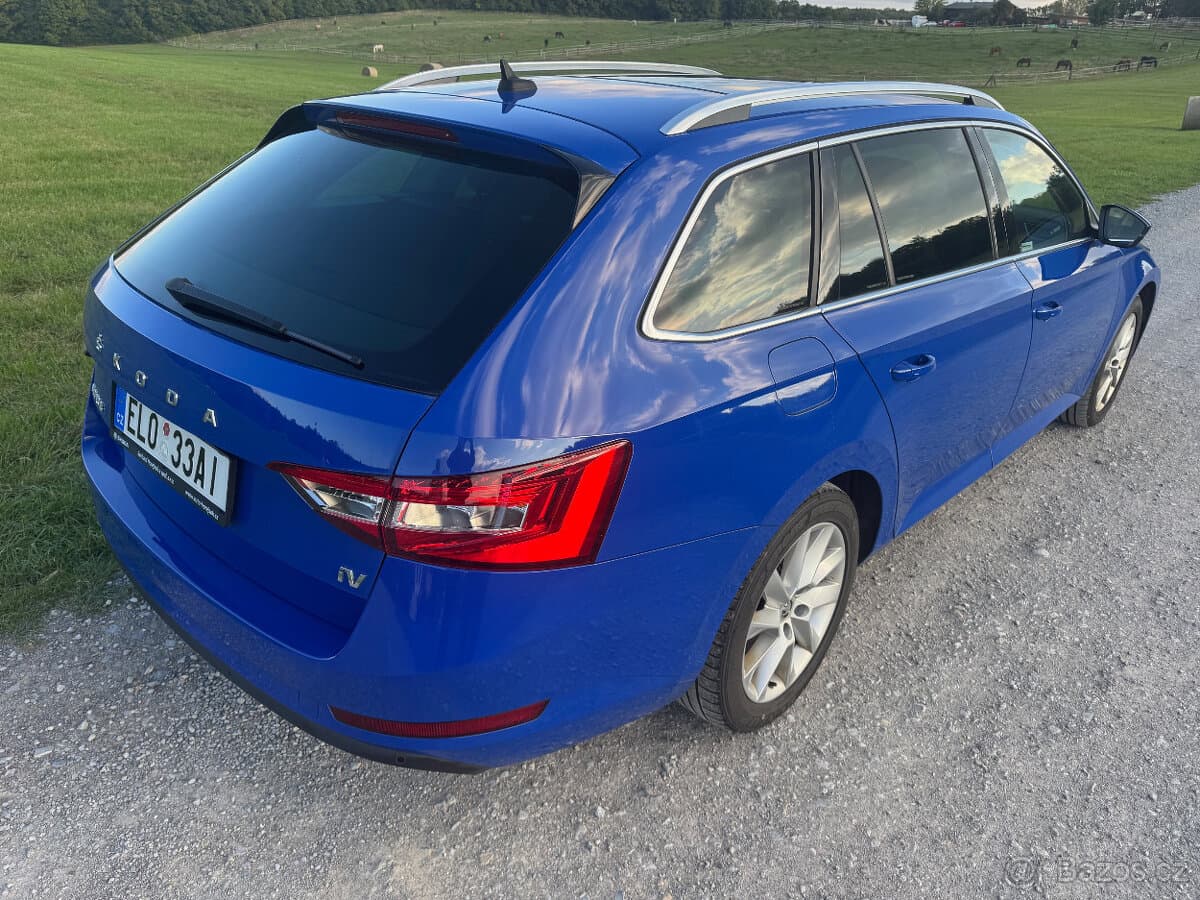 2020 Škoda SUPERB - 4