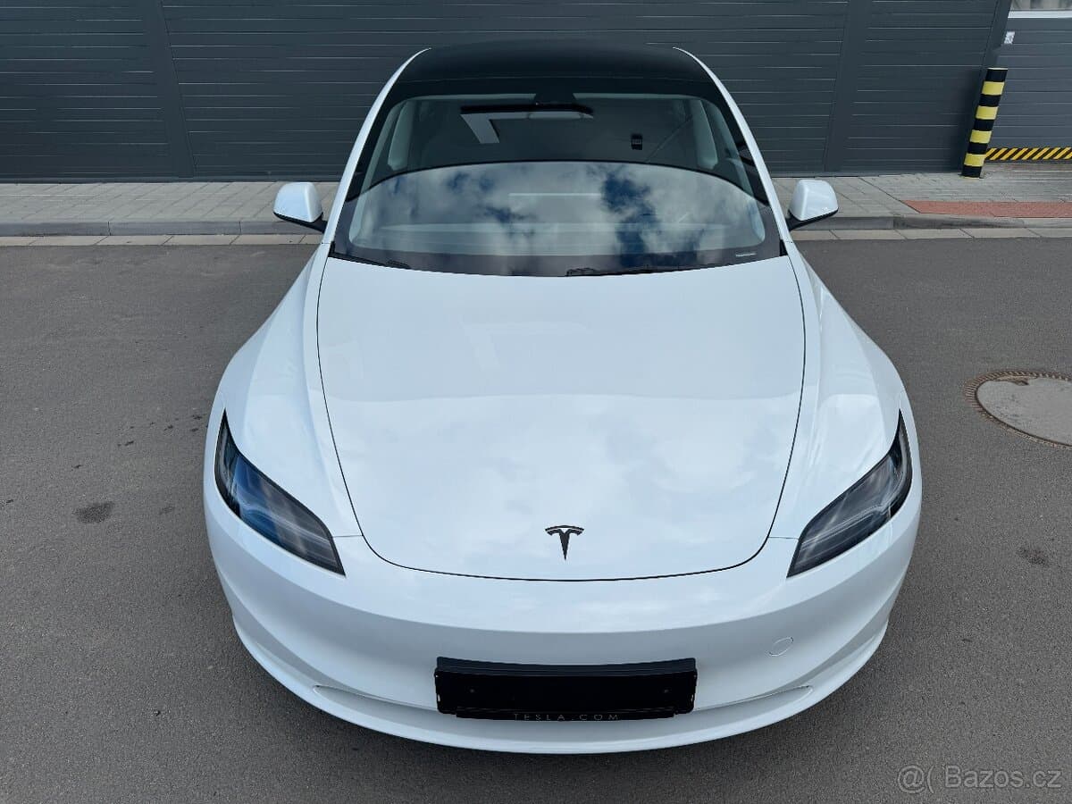 2026 Tesla MODEL 3 - 4