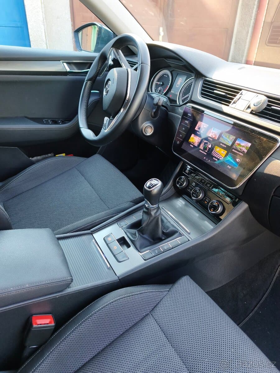 2020 Škoda SUPERB - 4