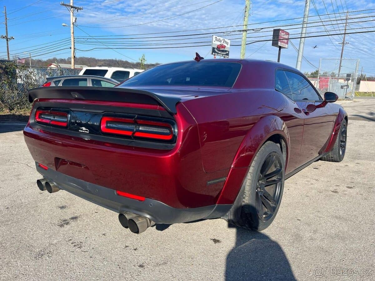 2021 Dodge CHALLENGER - 4