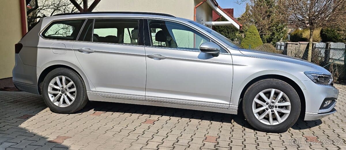 2021 Volkswagen PASSAT - 4