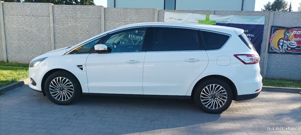 2019 Ford S-MAX - 4