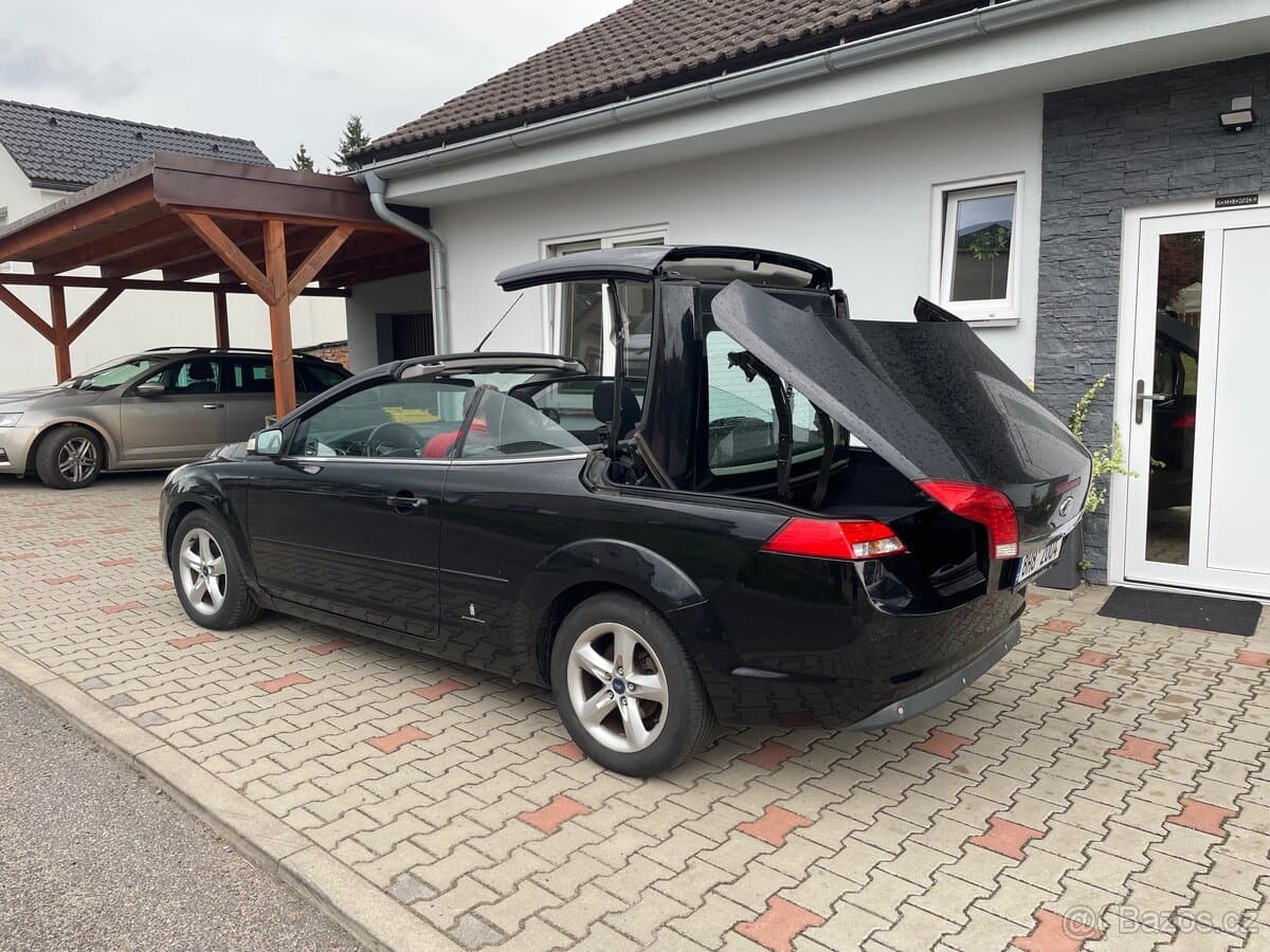 2009 Ford FOCUS - 4