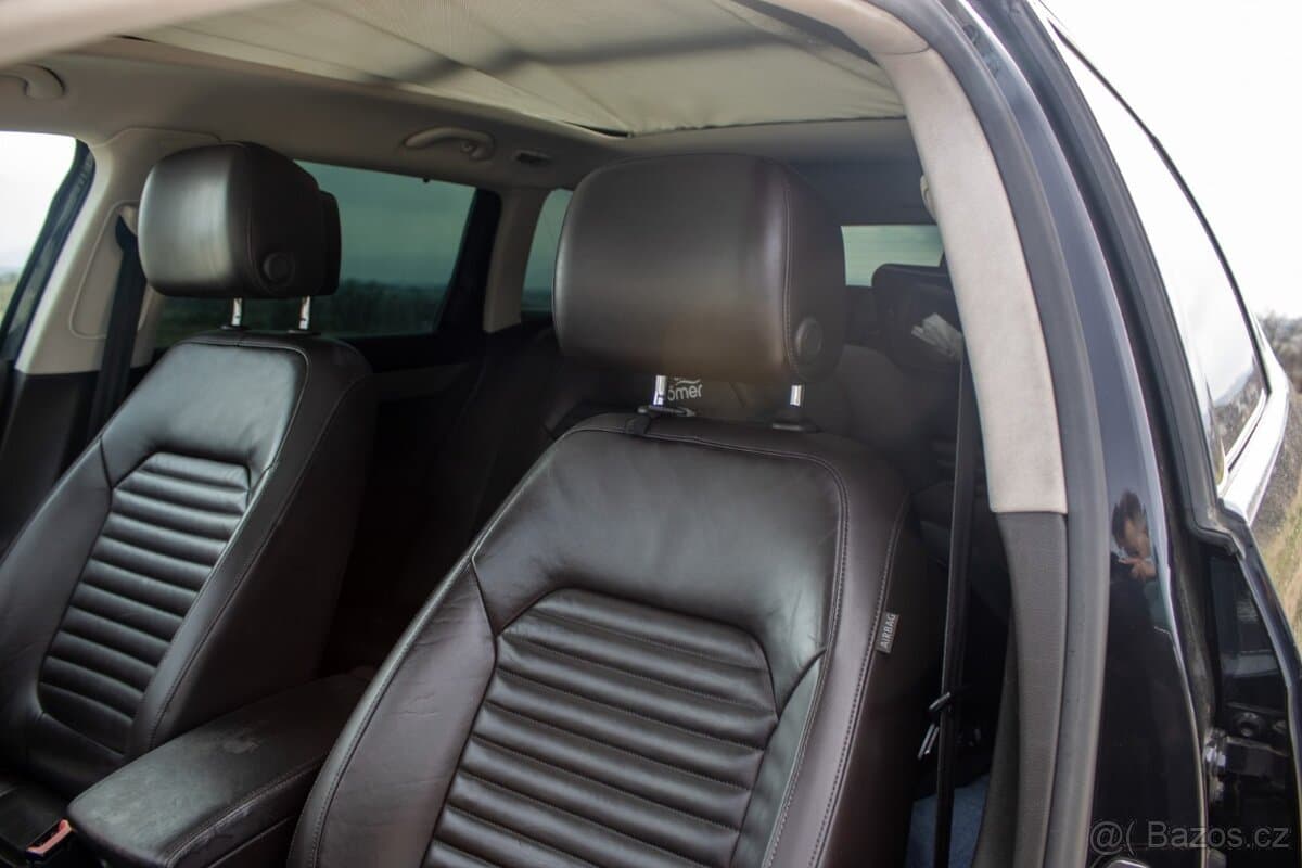2011 Volkswagen PASSAT - 4