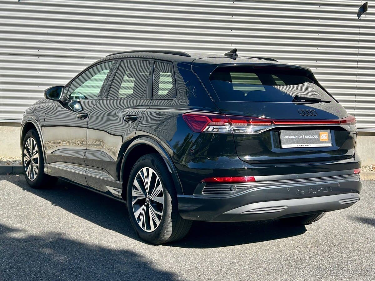 2025 Audi Q4 - 4