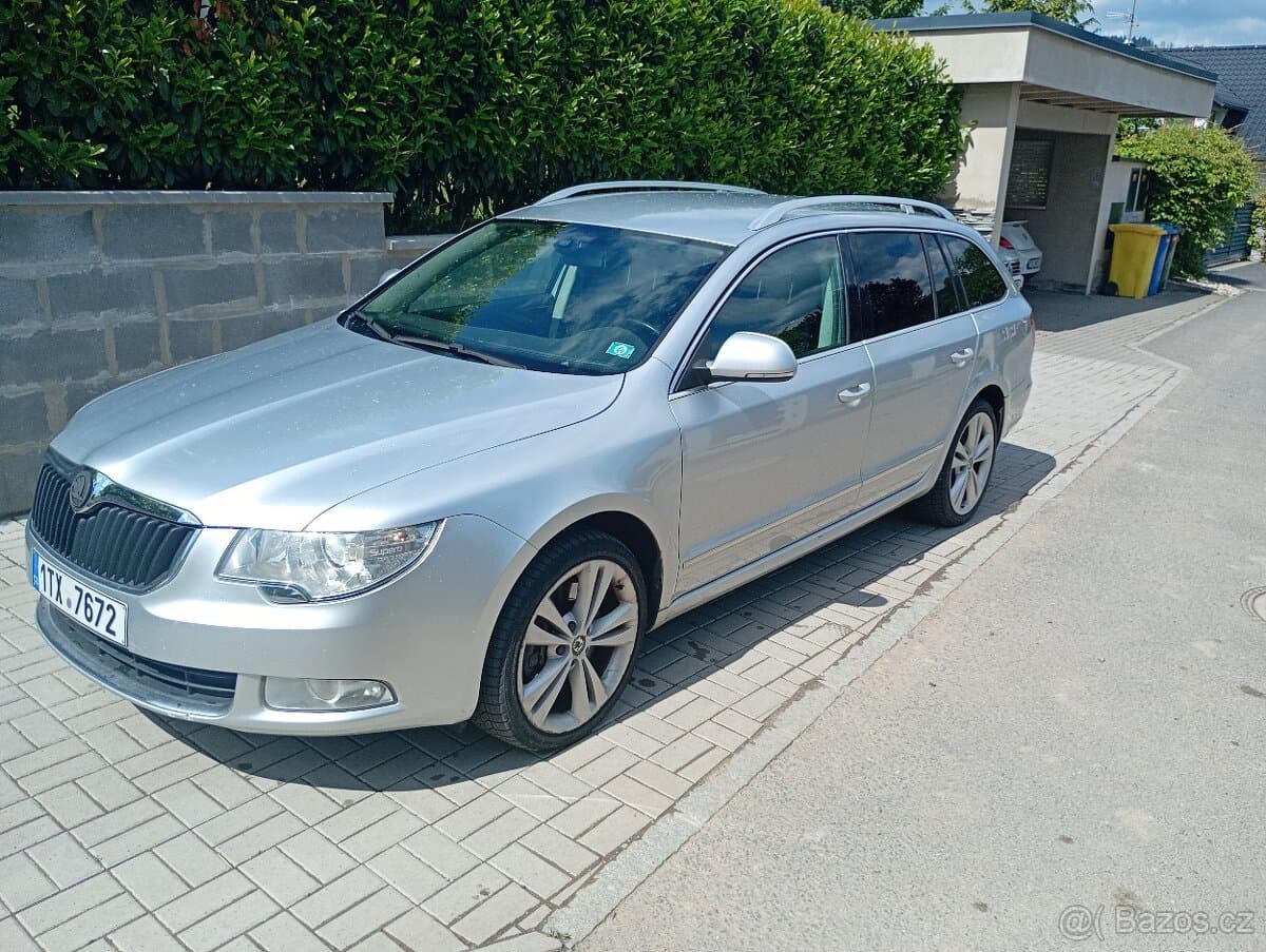 2010 Škoda SUPERB - 4