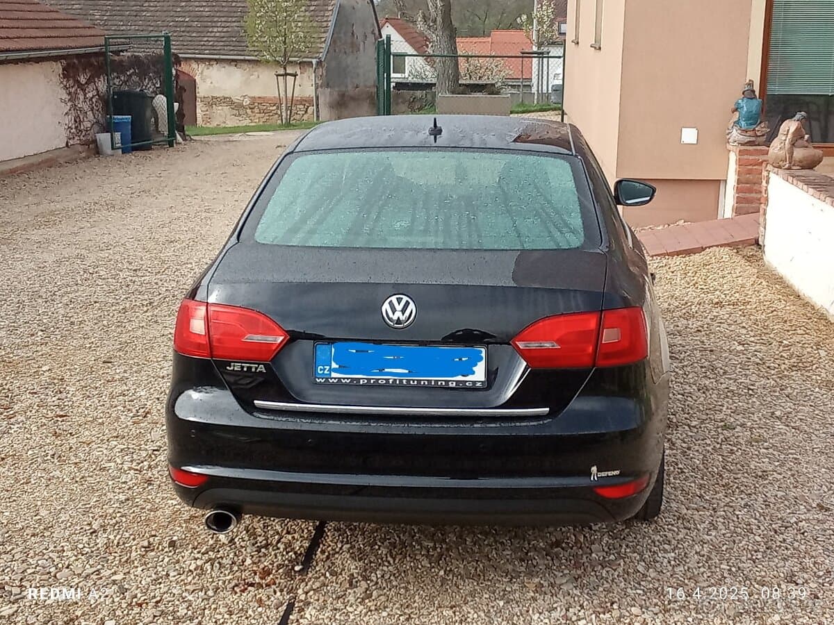 Volkswagen JETTA - 4