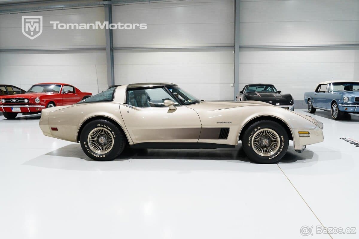 Chevrolet CORVETTE - 4