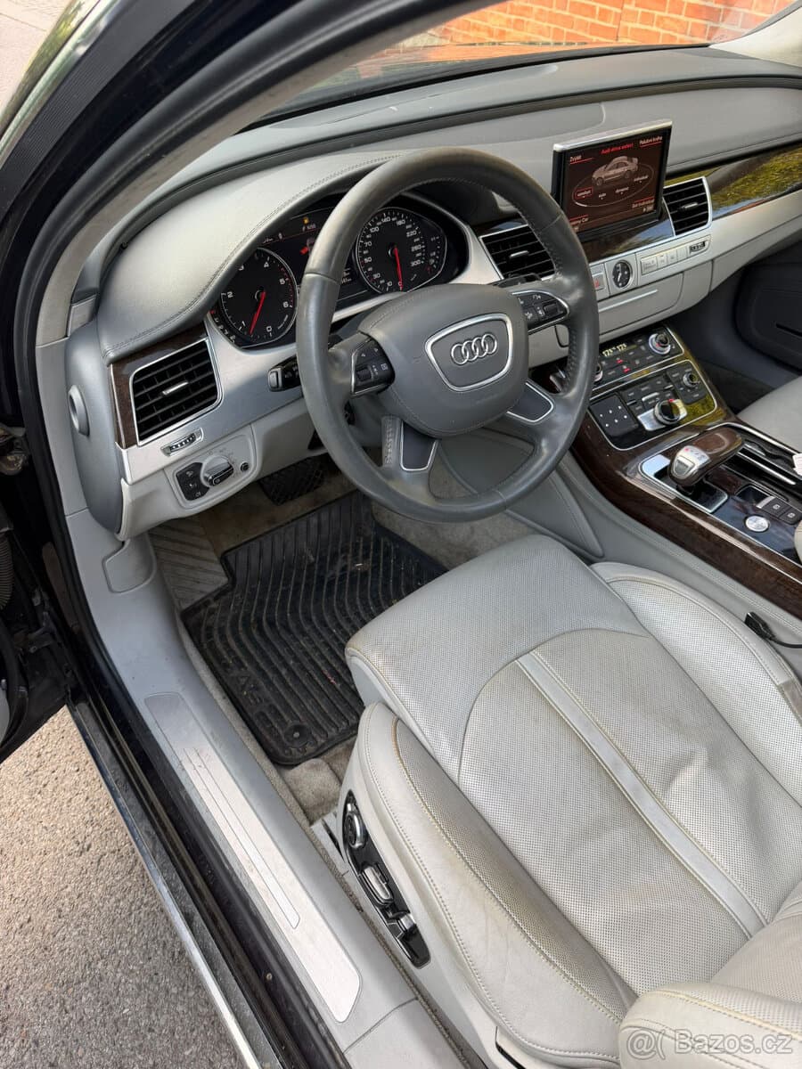 2012 Audi A8 - 4