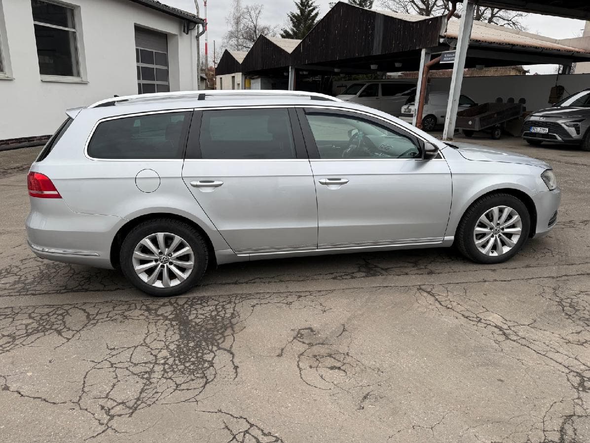 2014 Volkswagen PASSAT - 4