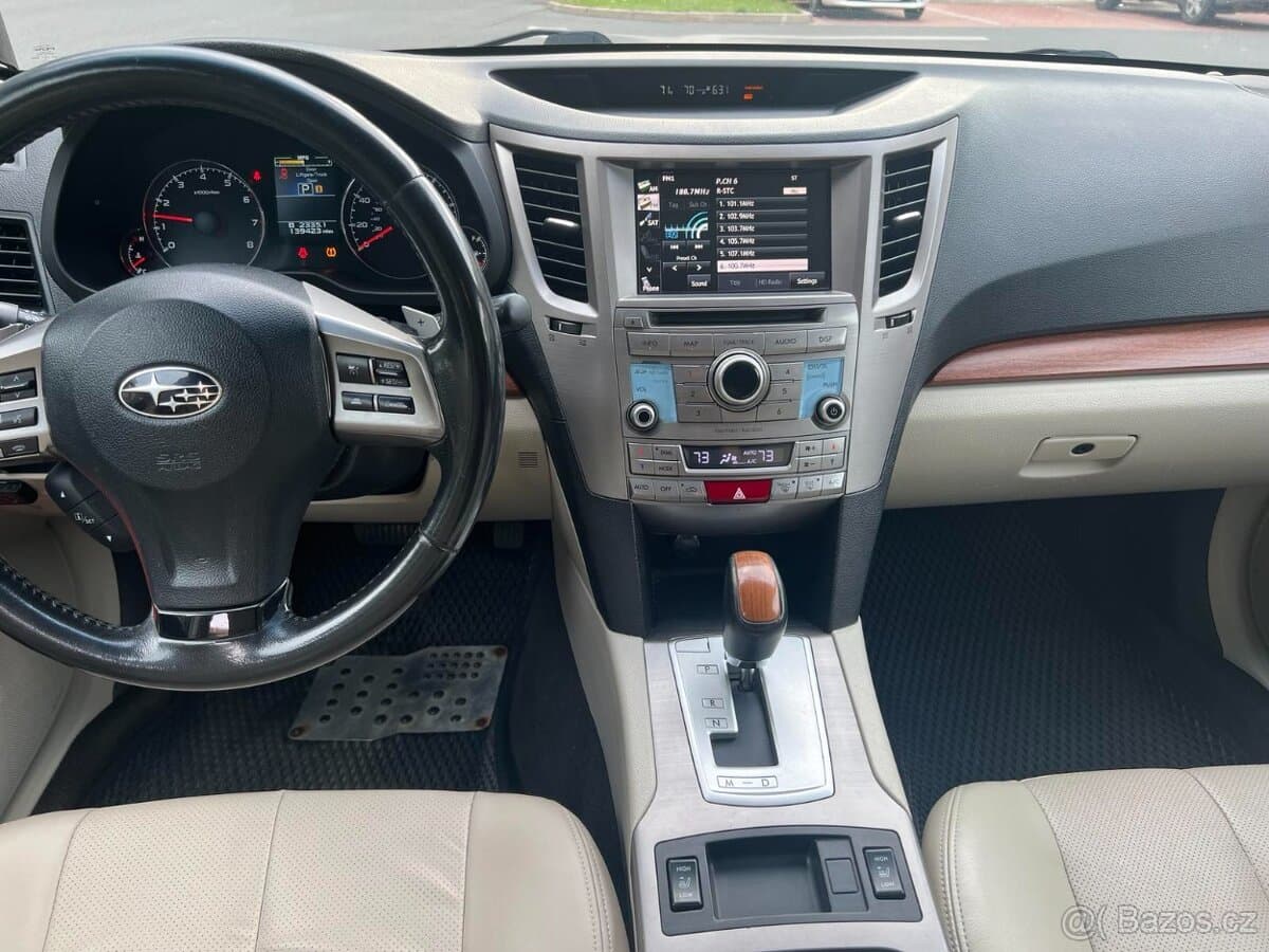 2012 Subaru OUTBACK - 4