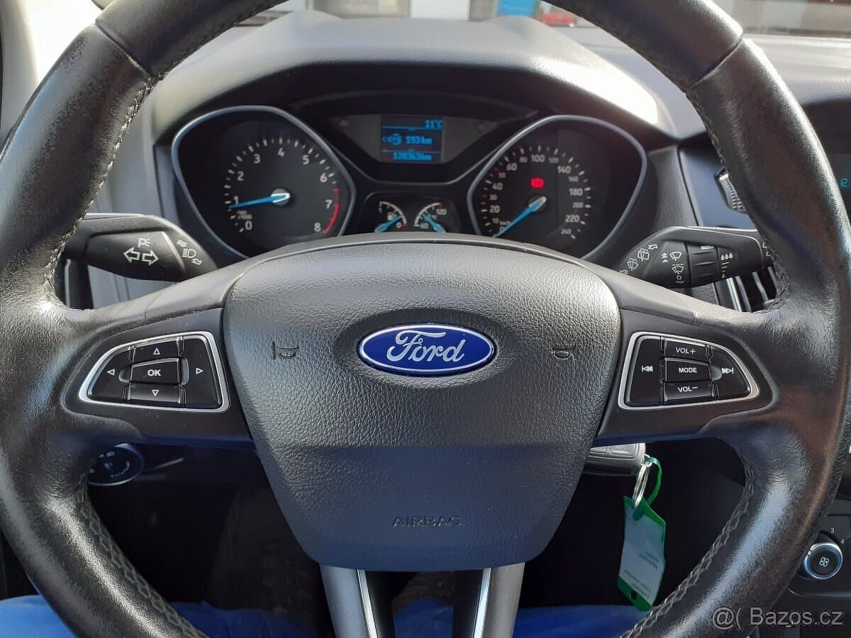 2017 Ford FOCUS - 4
