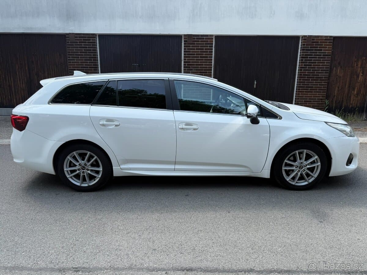 2016 Toyota AVENSIS - 4