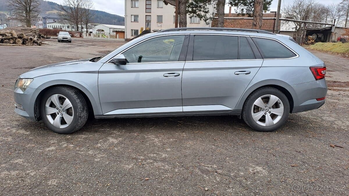 2019 Škoda SUPERB - 4