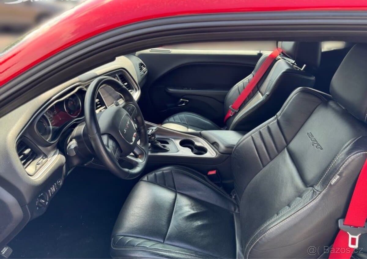 2019 Dodge CHALLENGER - 4