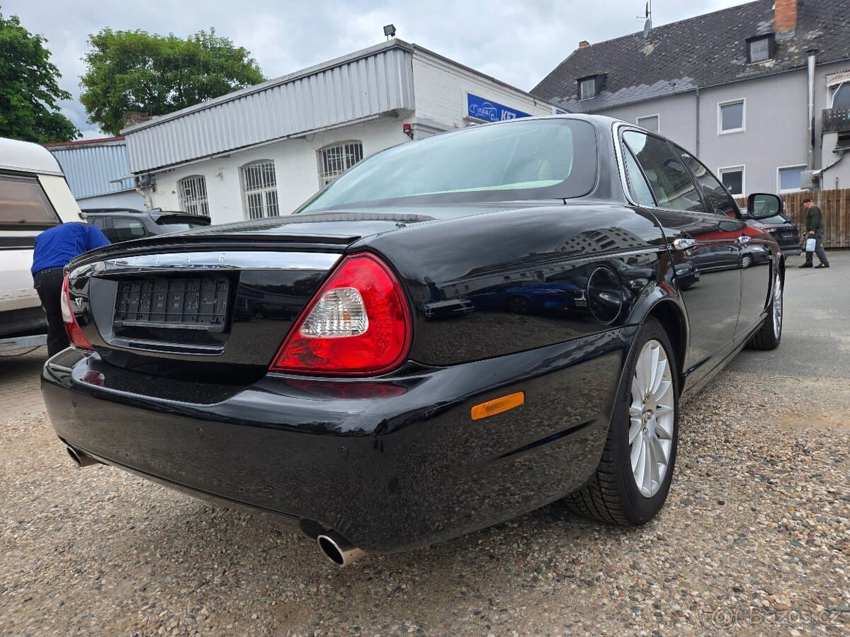 2008 Jaguar XJ - 4
