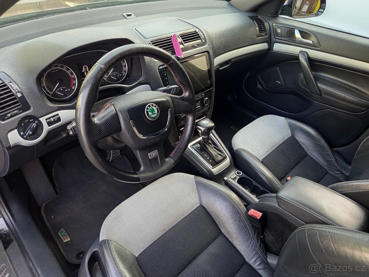Škoda OCTAVIA - 4
