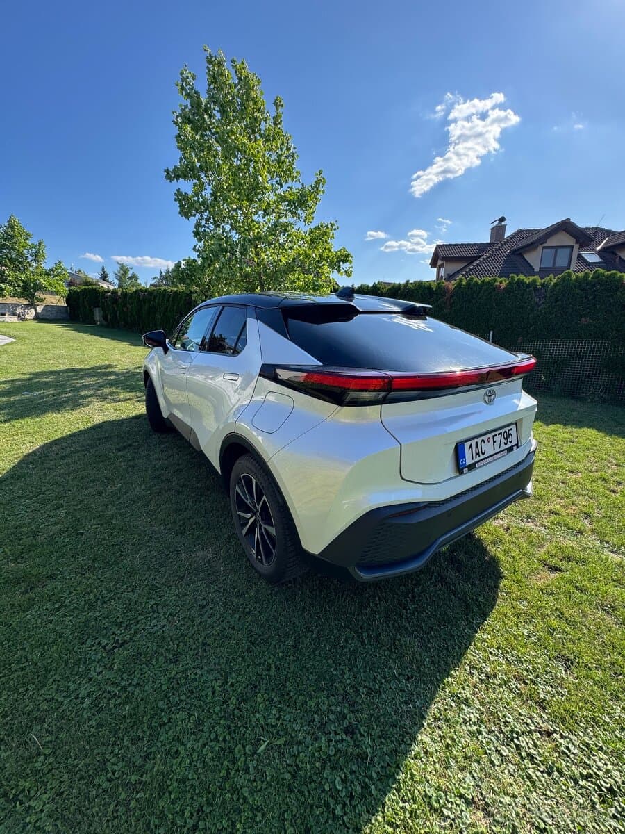 2024 Toyota C-HR - 4