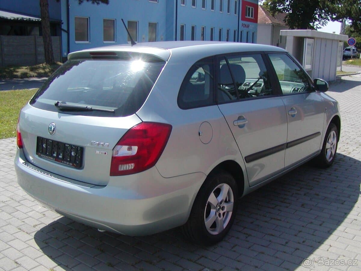 2012 Škoda FABIA - 4