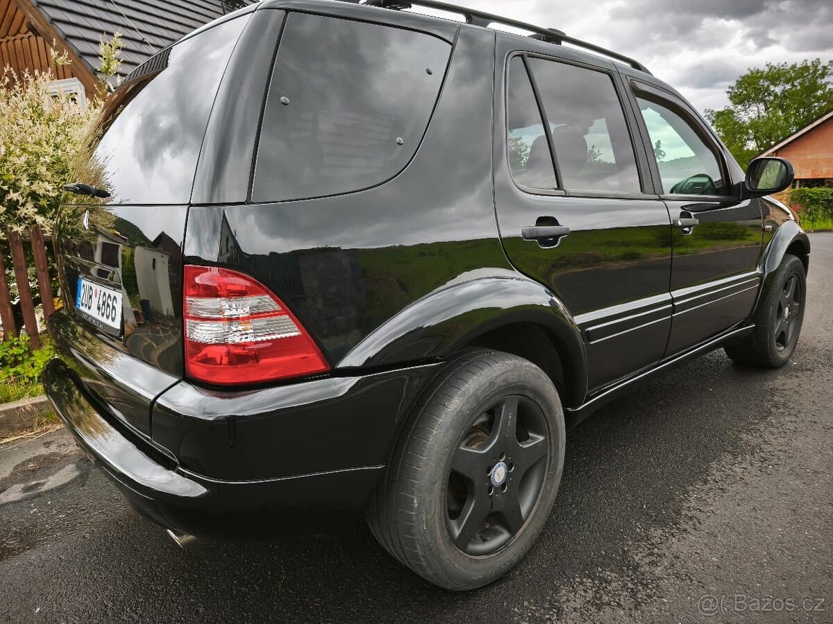 Mercedes-Benz M-CLASS - 4