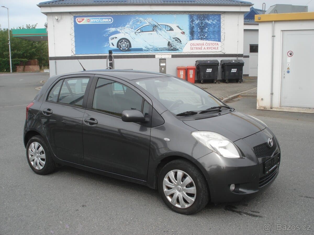 2008 Toyota YARIS - 4