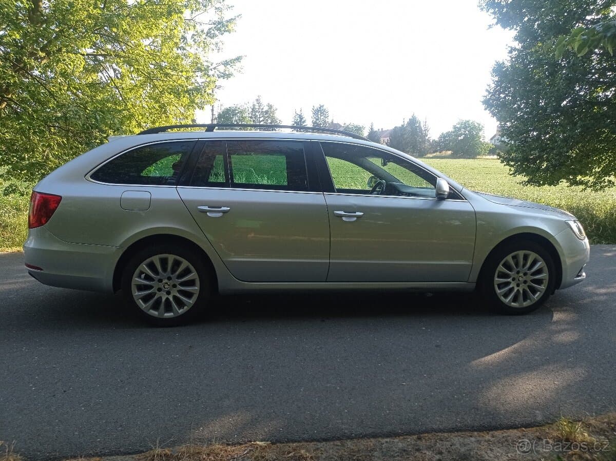 2013 Škoda SUPERB - 4