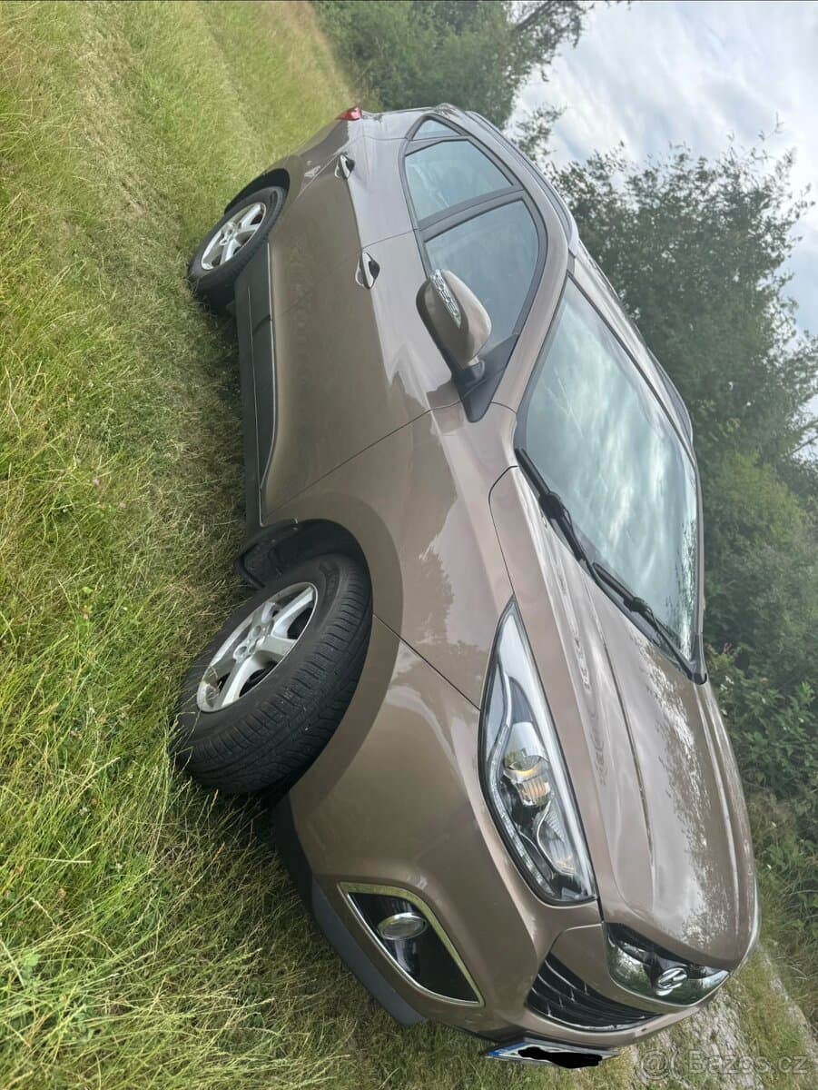 Hyundai ix35 - 4