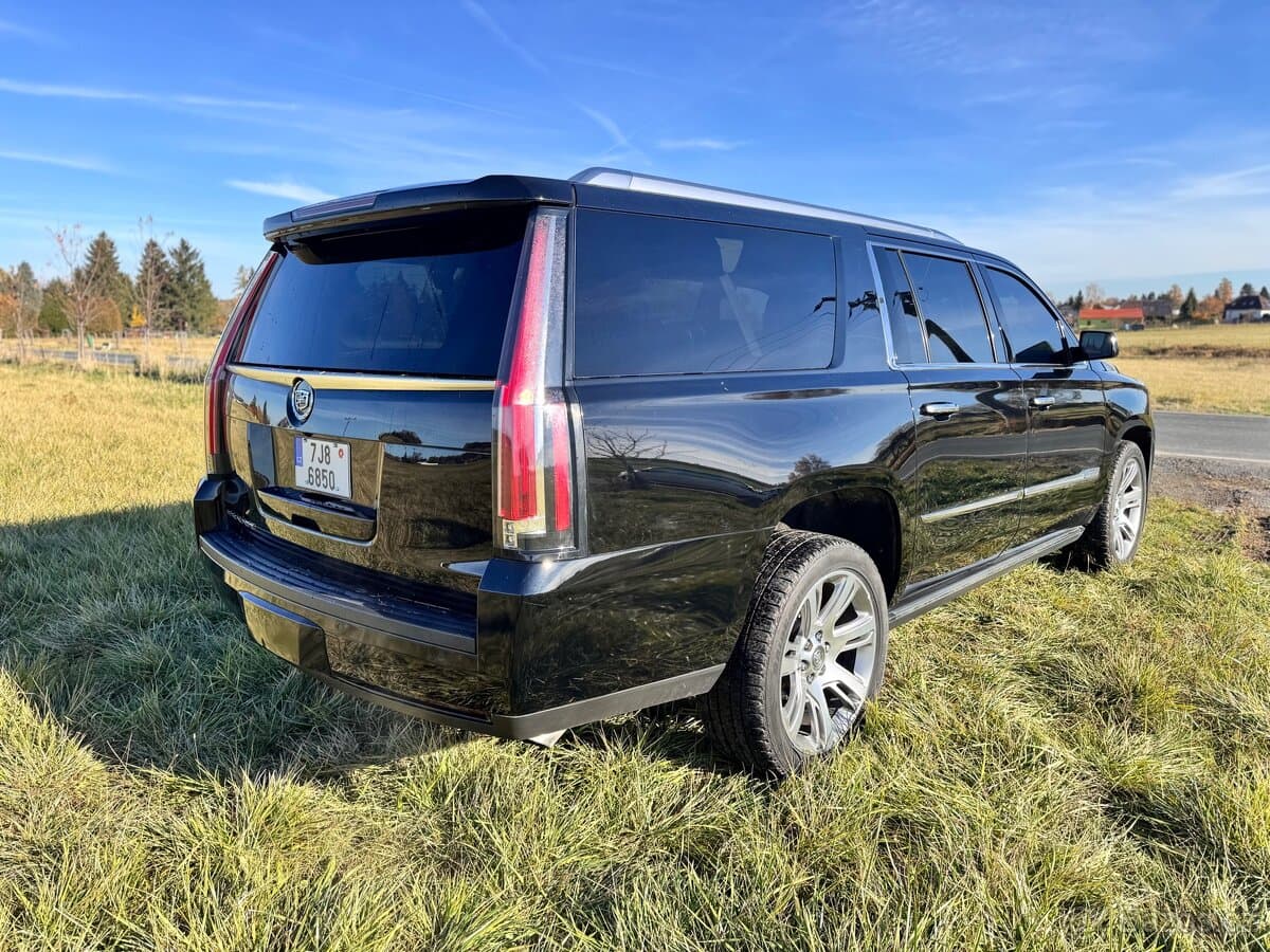 2015 Cadillac ESCALADE - 4