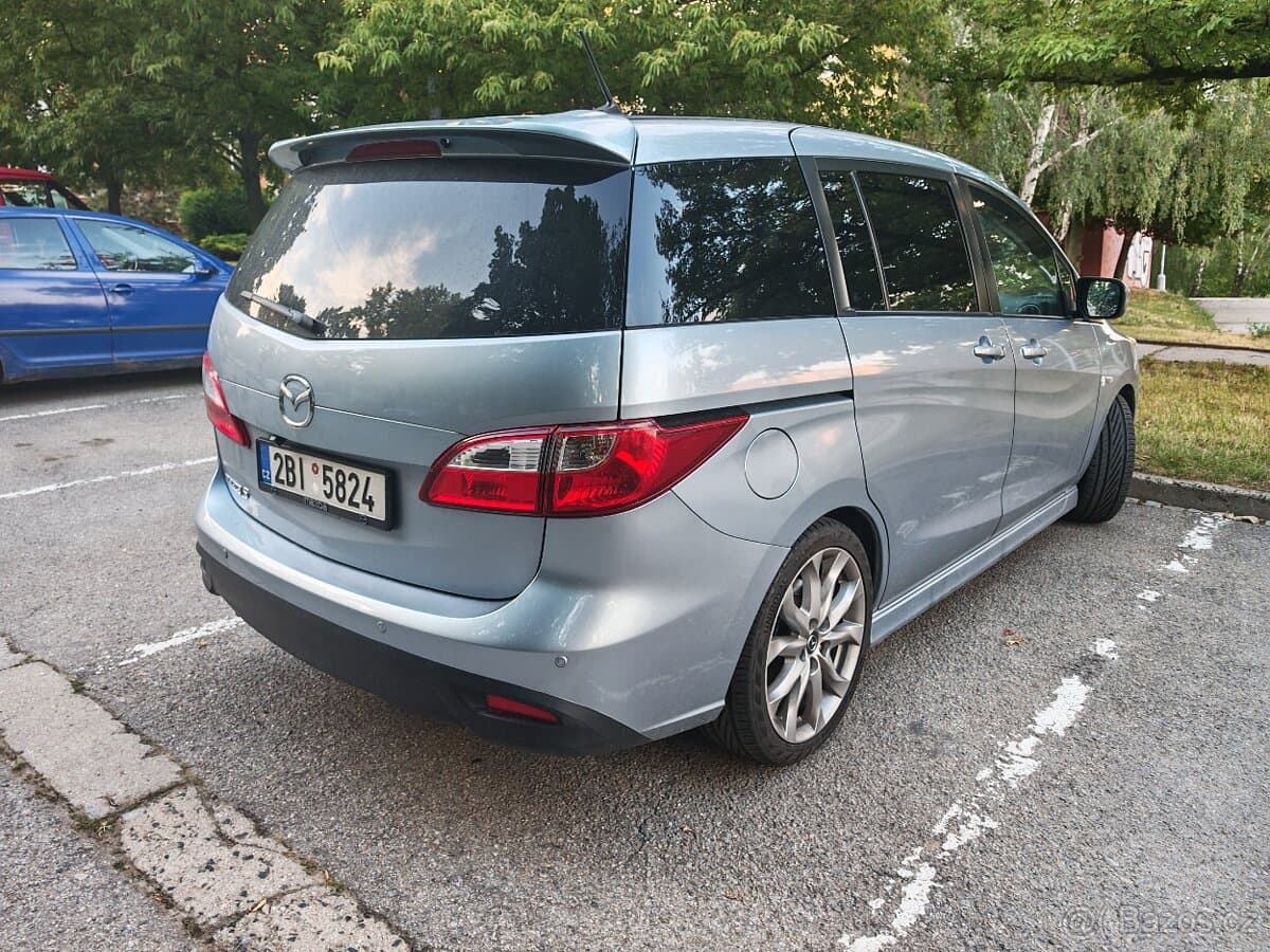 Mazda 5 - 4