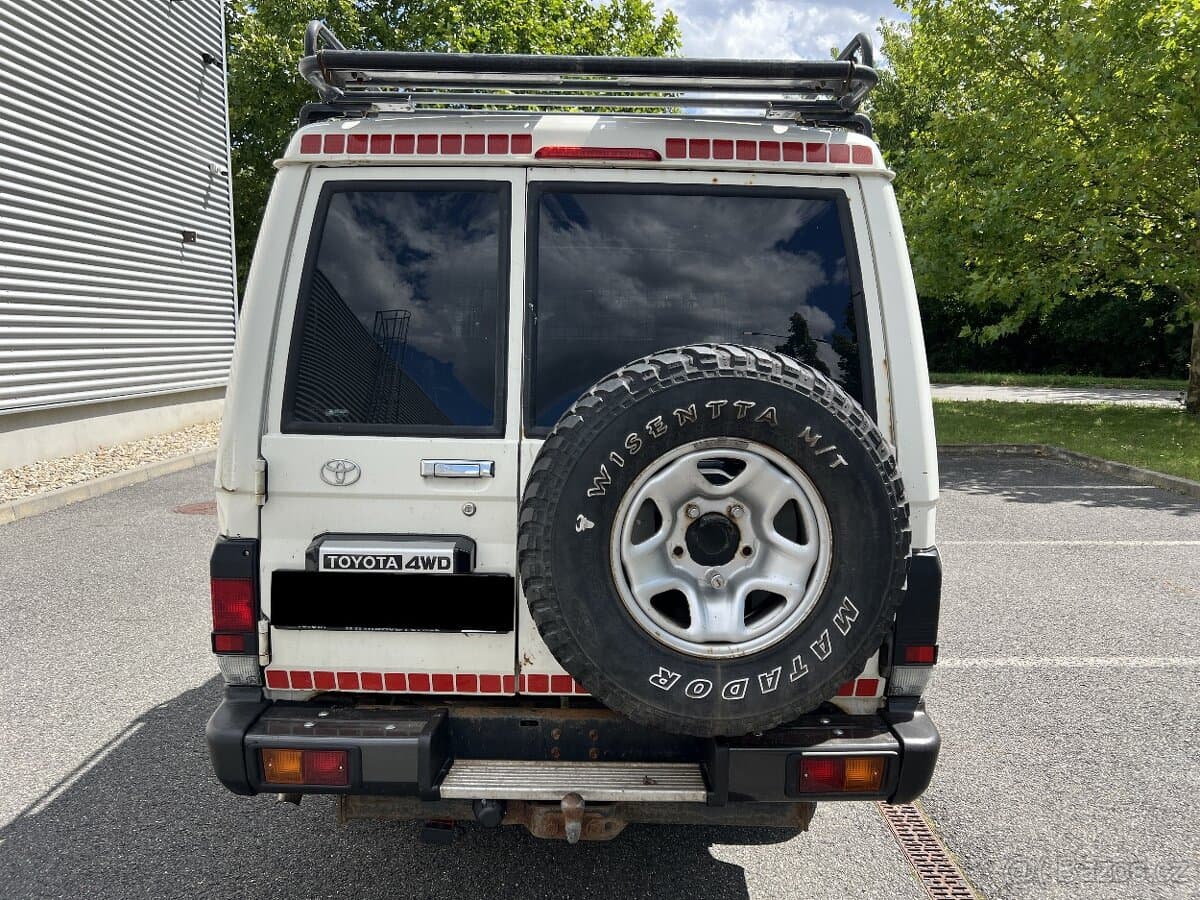 2009 Toyota LAND CRUISER - 4
